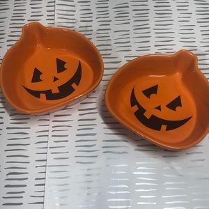 Celebrate it Halloween plates